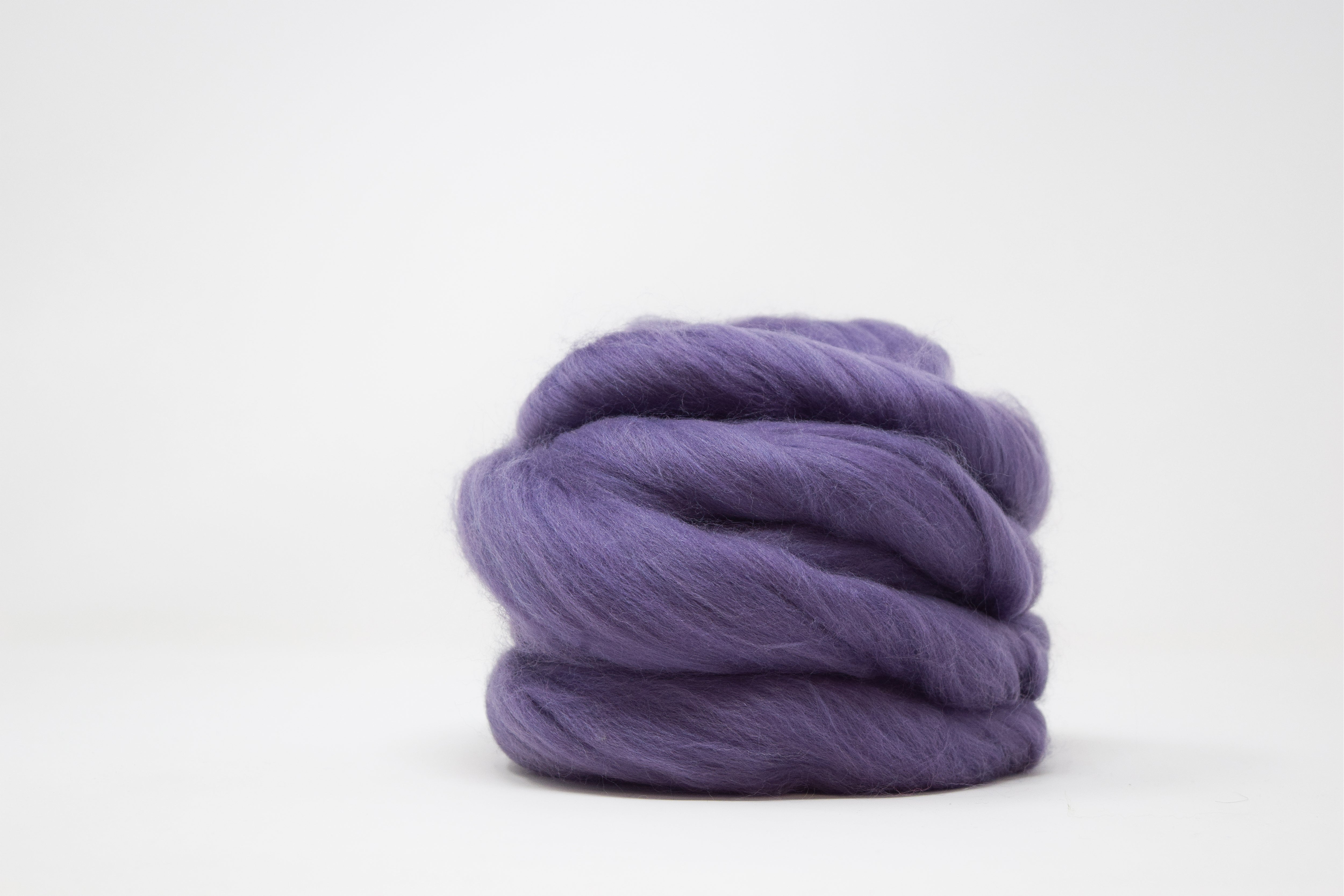 MERINO WOOL ROVING LAVENDER GANXXET
