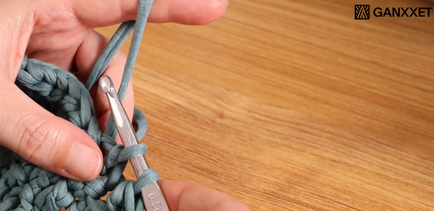 How To Crochet Invisible Decrease (Inv Dec): Step-By-Step Tutorial ...