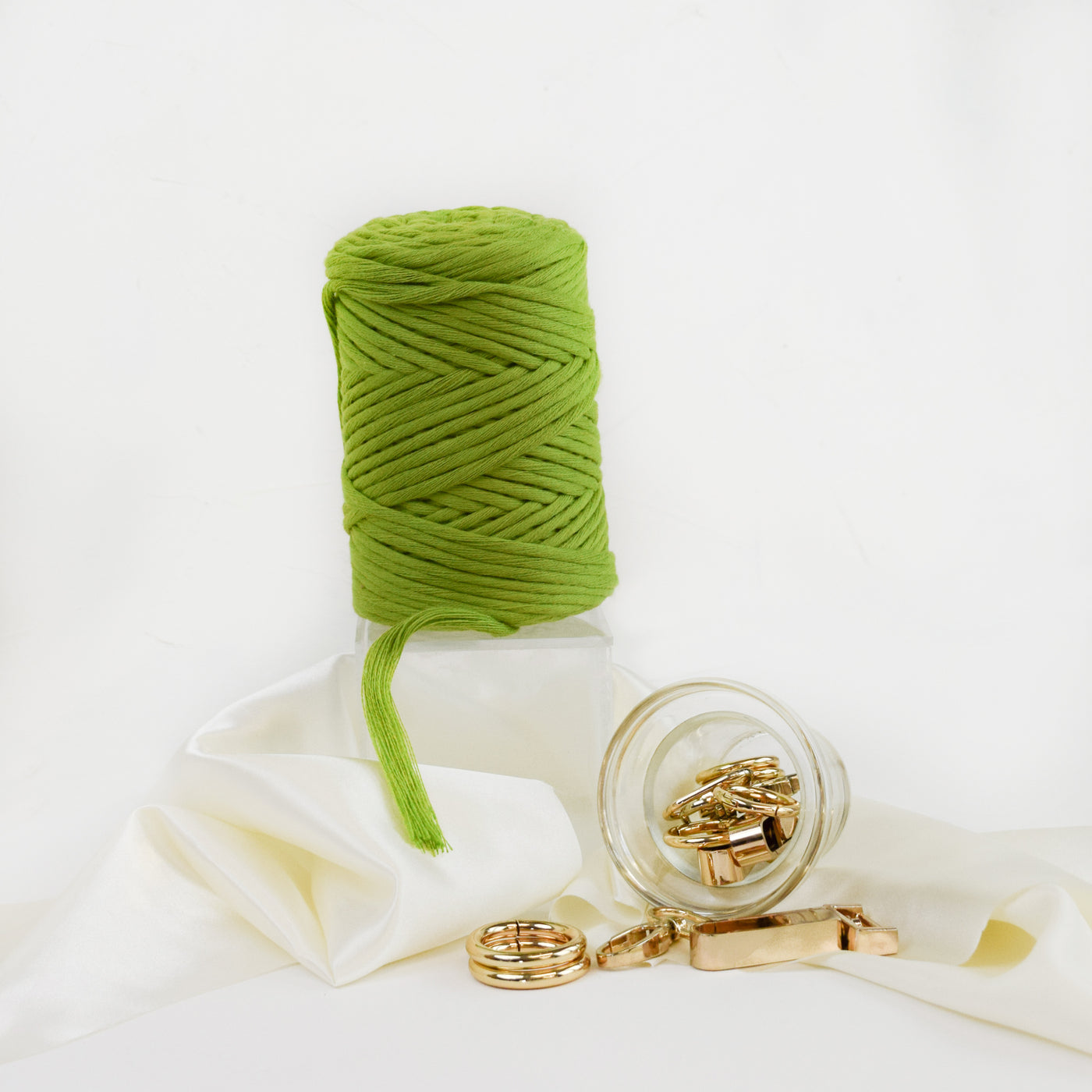 COTTON - VISCOSE ROLL 4 MM - APPLE GREEN COLOR | LIMITED EDITION