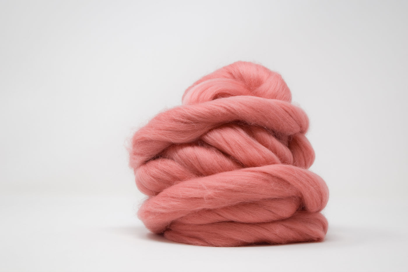 MERINO WOOL ROVING - DUSTY PINK