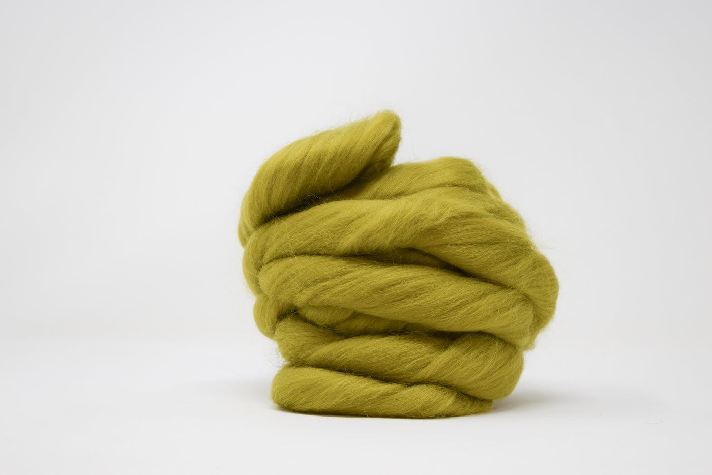 MERINO WOOL ROVING - PISTACHIO