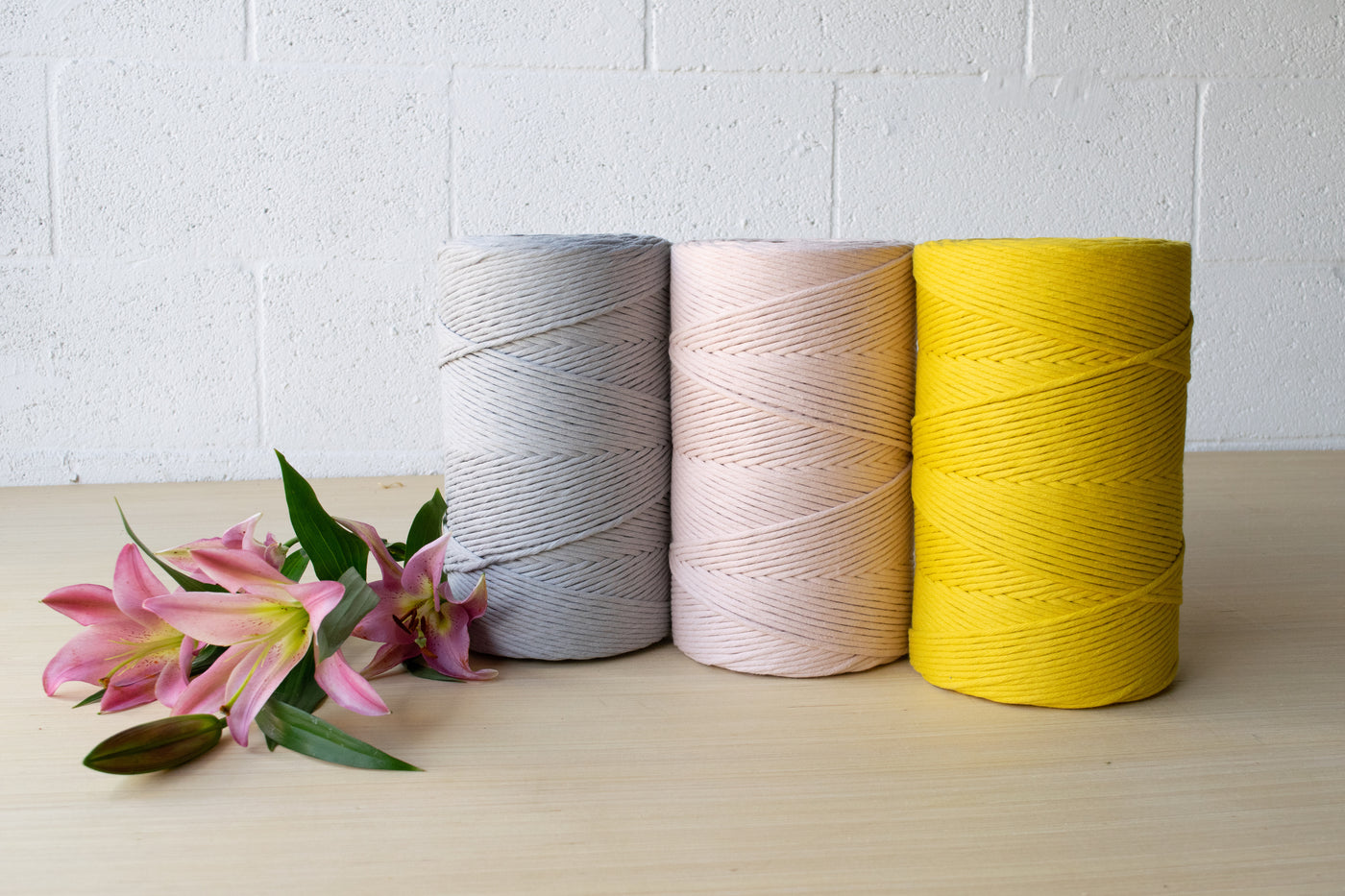 SOFT COTTON CORD 4 MM - 1 SINGLE STRAND - CITRON COLOR